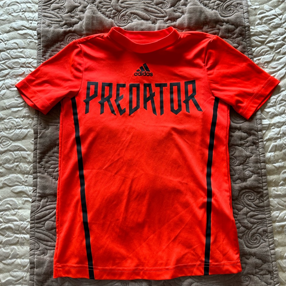 Adidas Youth Predator Shirt Size M Aged 7-8